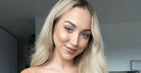 Kornelia Głaszcz z "Hotelu Paradise" pochwaliła się nowym biustem. "Cud-miód, malina"