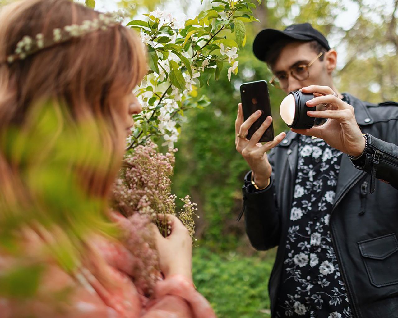 Firmy fotograficzne chętniej tworzą akcesoria do smartfonów. Oto dlaczego