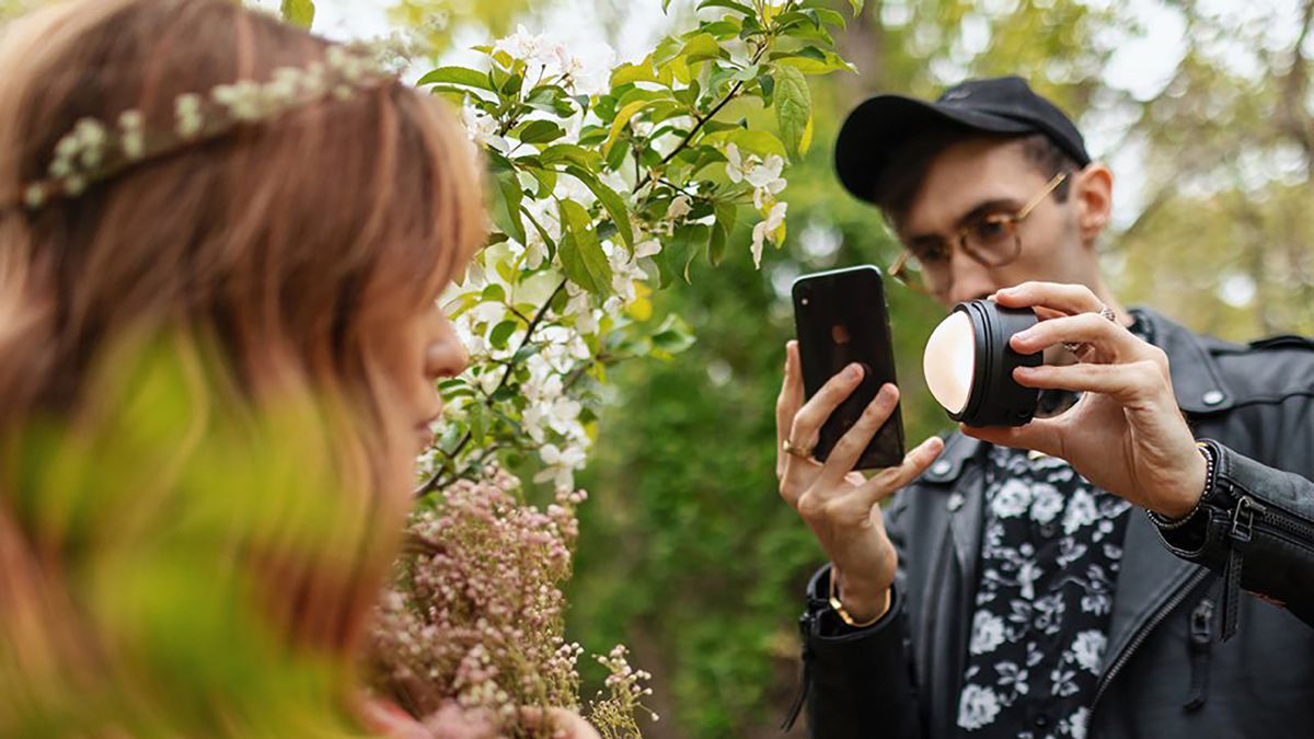 Firmy fotograficzne chętniej tworzą akcesoria do smartfonów. Oto dlaczego 1