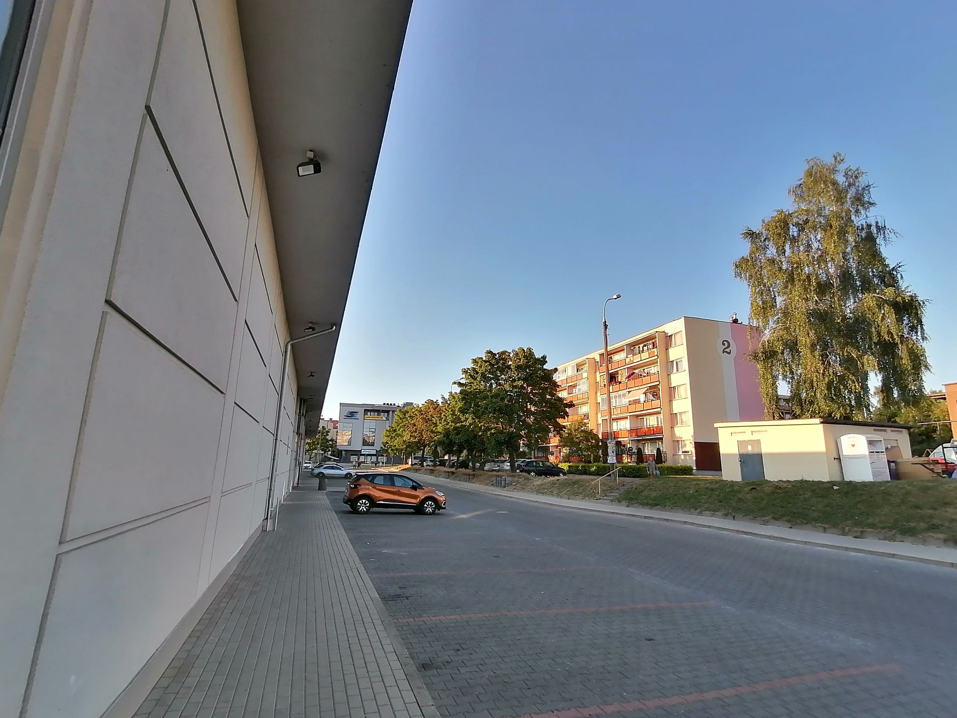 Huawei P40 lite E: test taniego chińczyka bez aplikacji Google 11