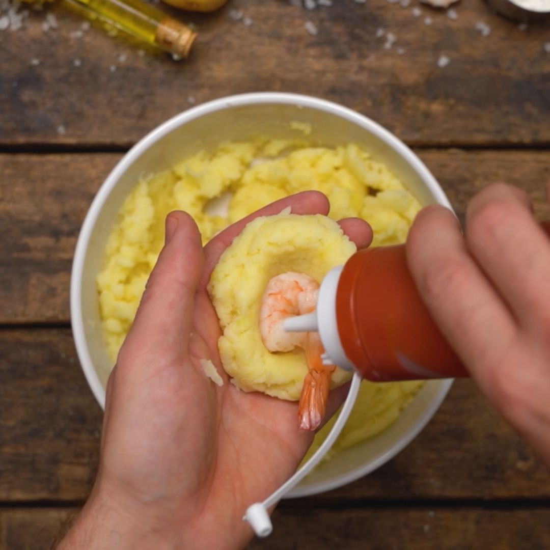 Genialnym dodatkiem jest sos sriracha