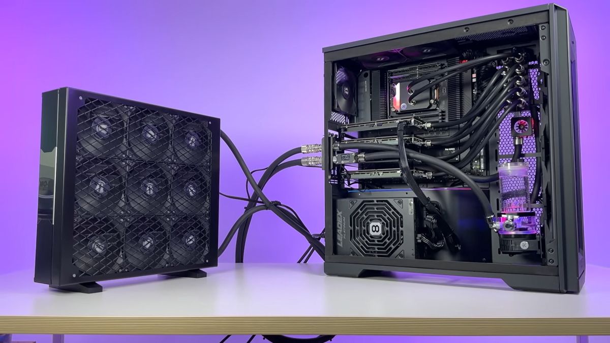 Komputer z czterema kartami Inno3D GeForce RTX 4090