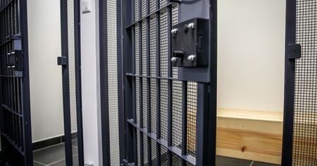 Taboret narzędziem zbrodni. Zabójstwo w więzieniu