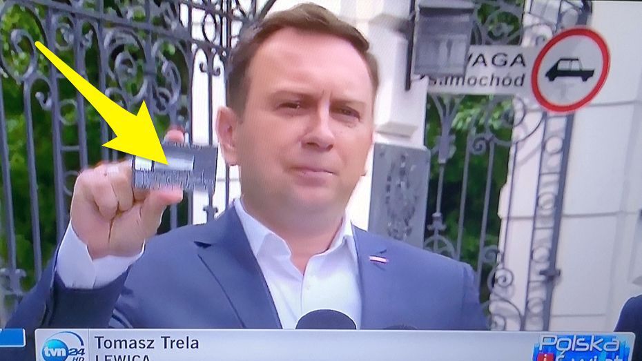 Poseł Tomasz Trela pokazał swoją kartę płatniczą w telewizji