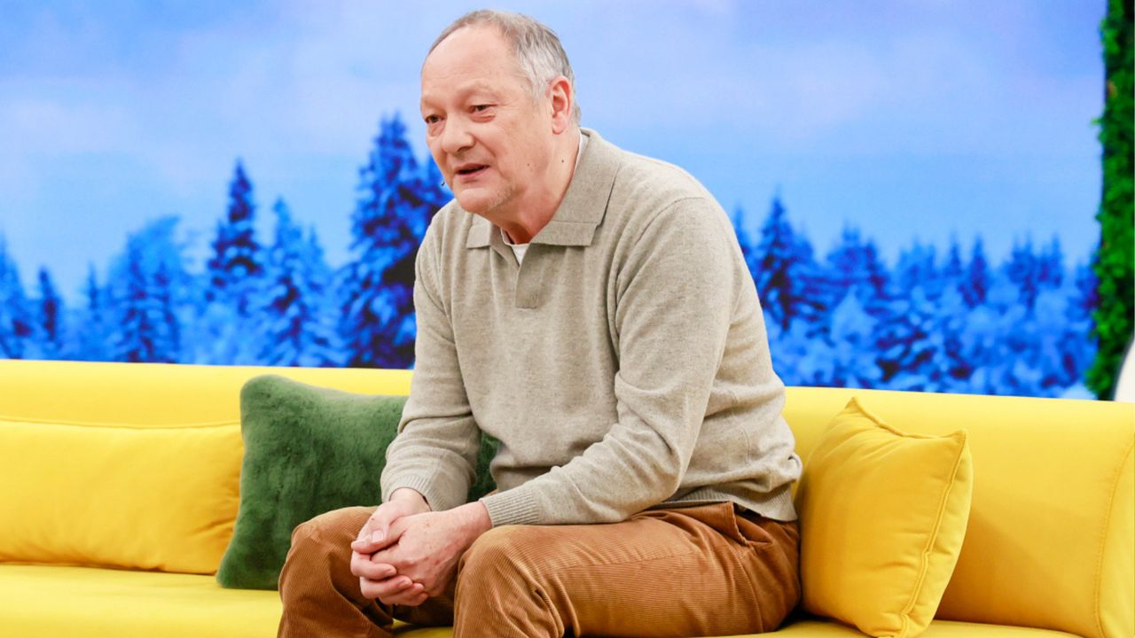 Tomasz Dedek w "halo tu polsat"