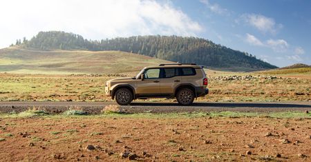 Test w Maroku: Toyota Land Cruiser 250 - pokochasz, jak zrozumiesz