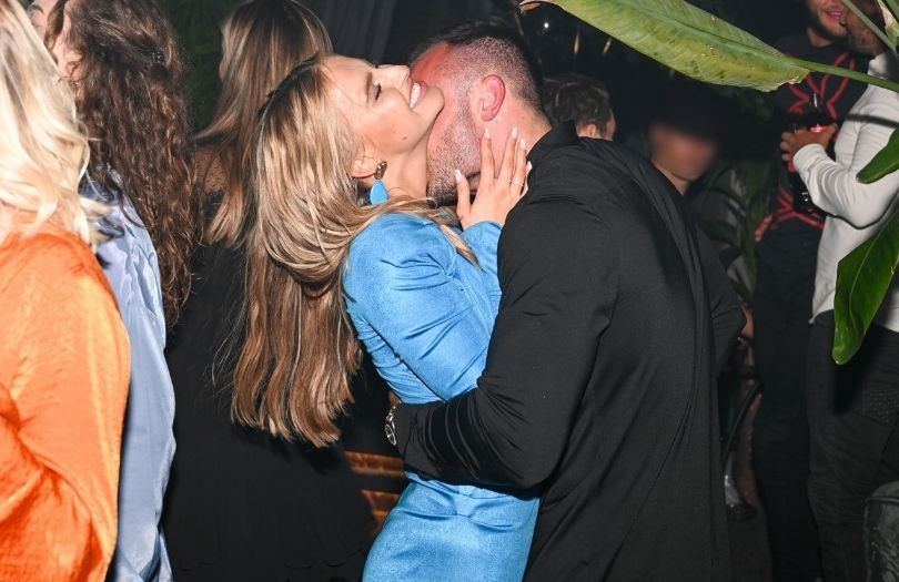 Karolina Pisarek bawiła się na imprezie z nowym partnerem. Wiemy, kim jest ukochany celebrytki