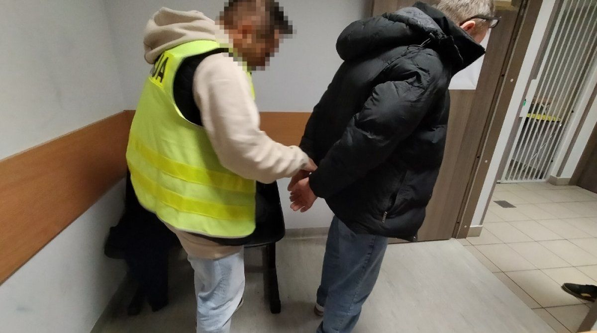 Warszawa: Pijany mężczyzna pobił ratownika medycznego