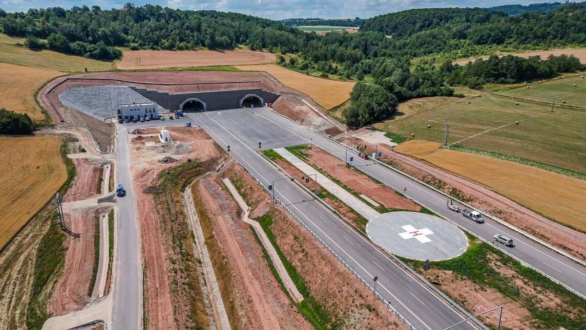 Otwarto ostatni odcinek S3 Bolków-Kamienna Góra