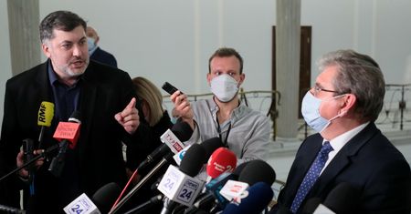 Burza w Sejmie. Poseł Konfederacji przerwał konferencję PiS