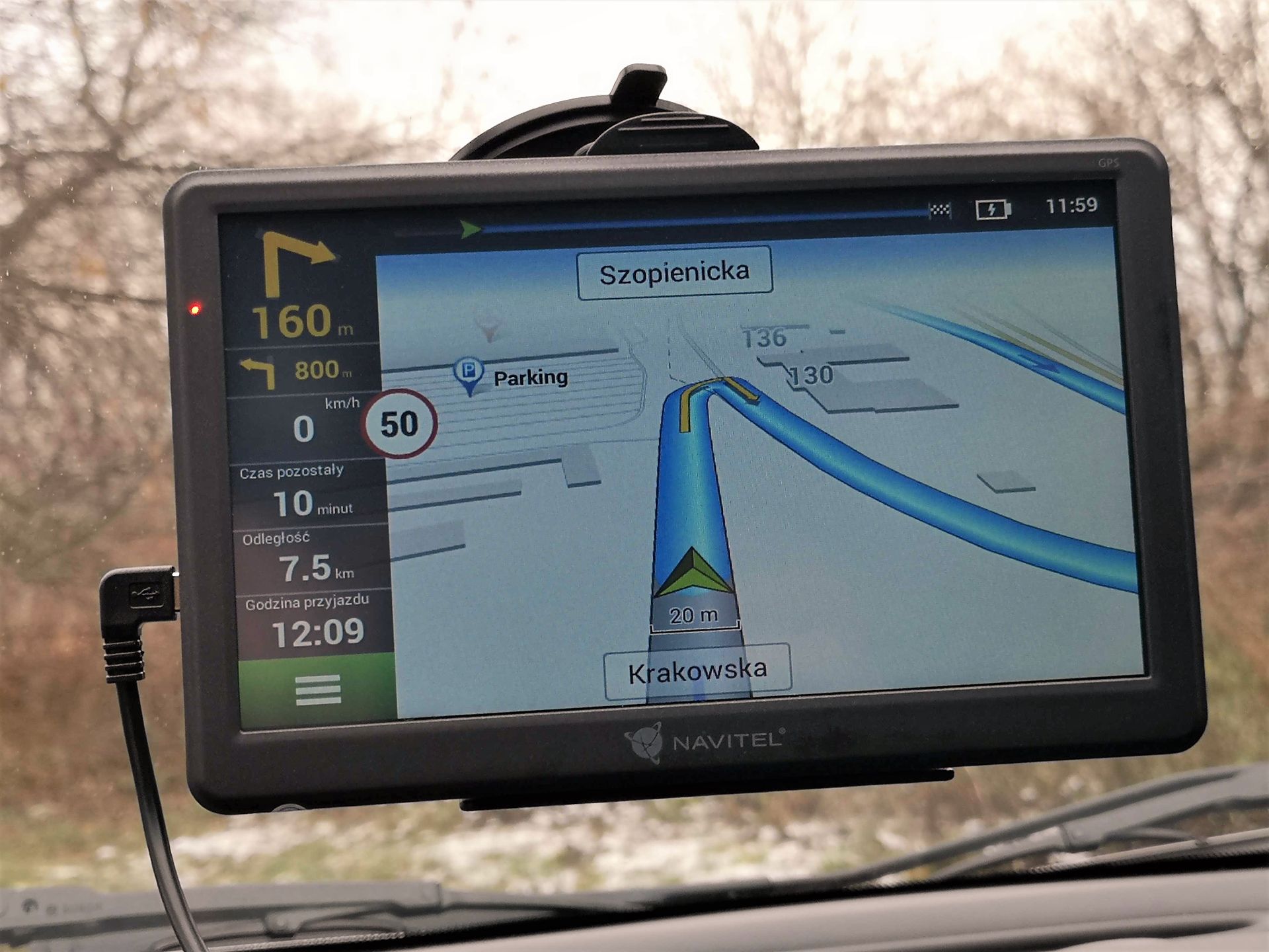 Navitel MS700 – krótki test nawigacji GPS z 7-calowym ekranem i nowym lektorem 4