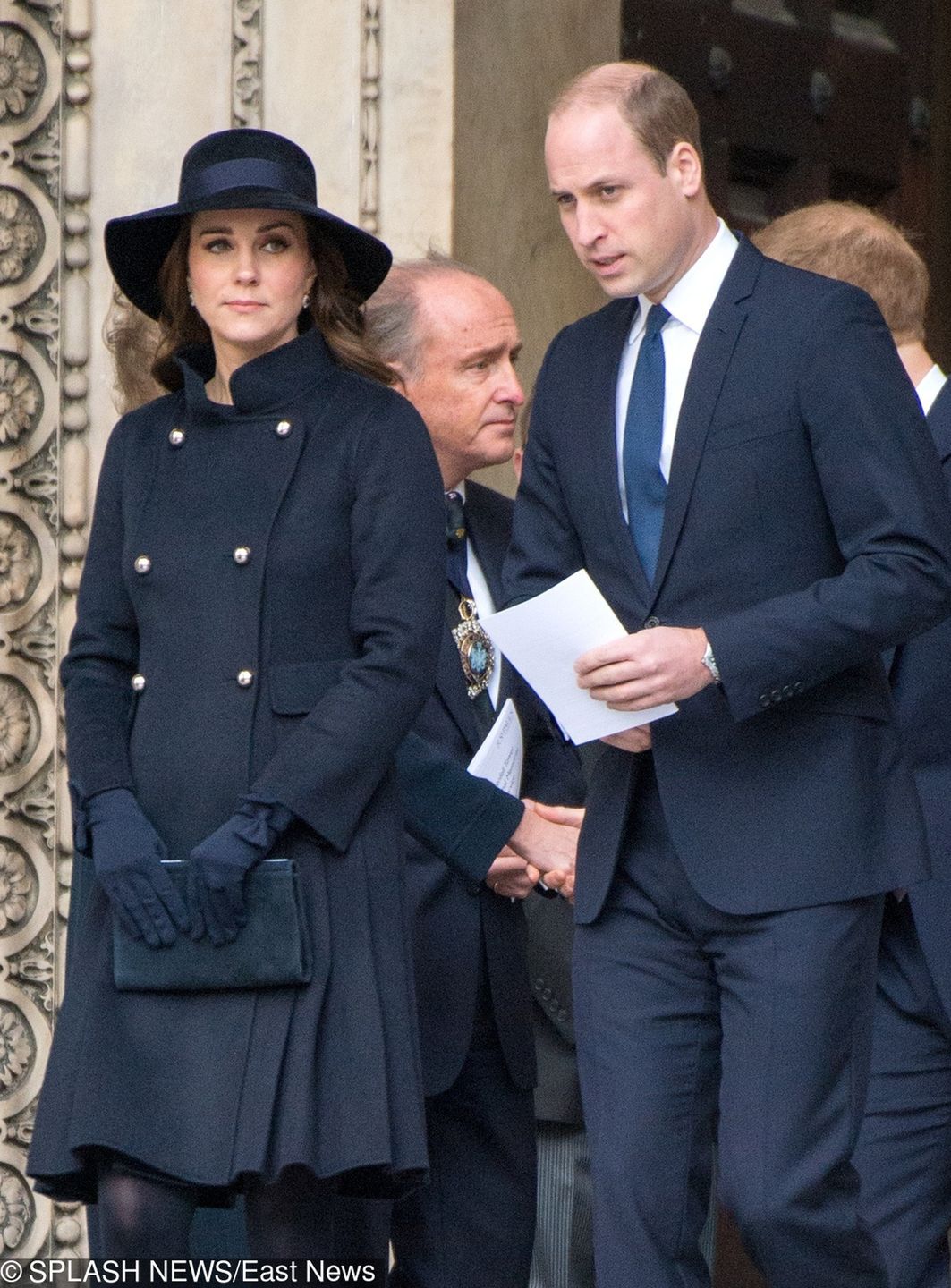 Kate Middleton, książę William, książę Harry i Adele podczas krajowego nabożeństwa żałobnego