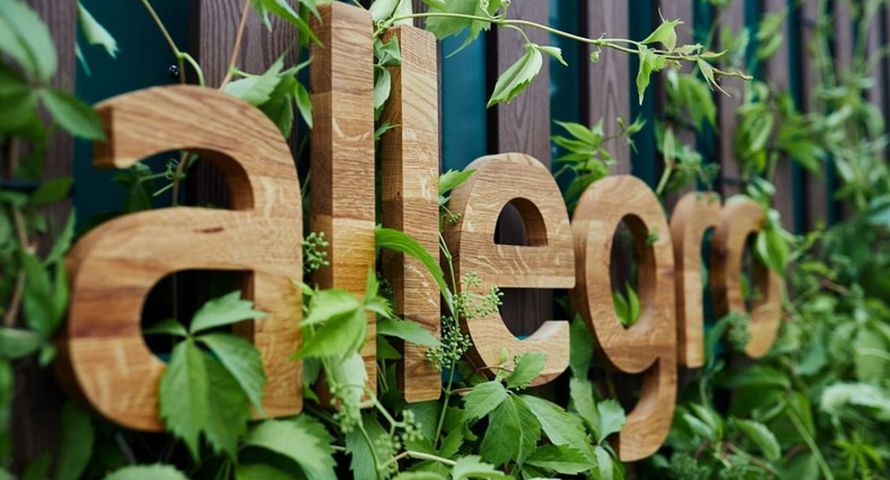 Ponad 20 mln sprzedawców, jedna czwarta więcej z reklam. Tak zarabia Allegro