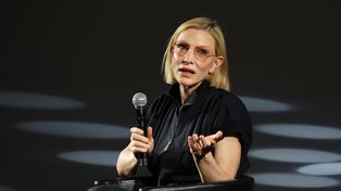 Cate Blanchett przerwała oklaski po spektaklu. Miała prośbę do widzów