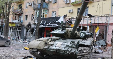 Zamrożone rosyjskie rezerwy na odbudowę Ukrainy. "Mamy te pieniądze w kieszeni"