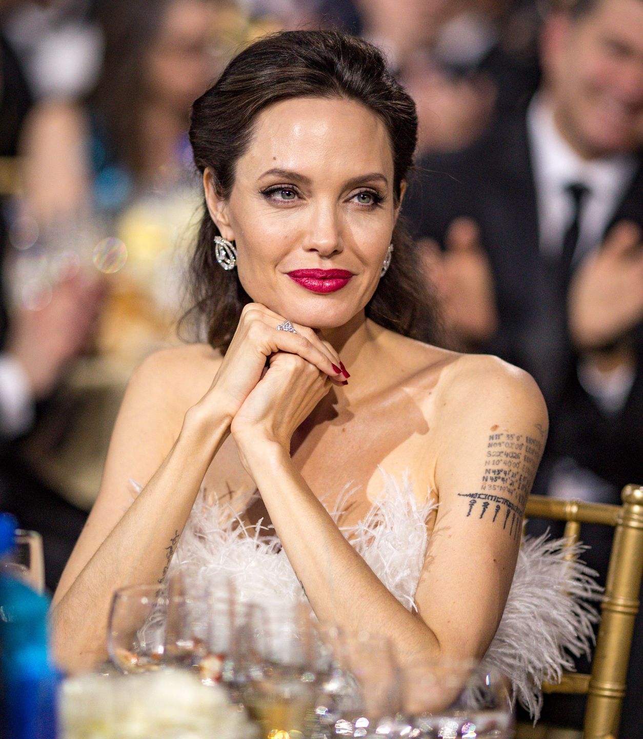 Angelina Jolie zeznaje przeciw Bradowi Pittowi