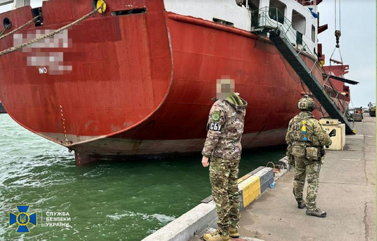 Statek floty cieni zatrzymany. Woził zboże z okupowanego przez Rosję Krymu