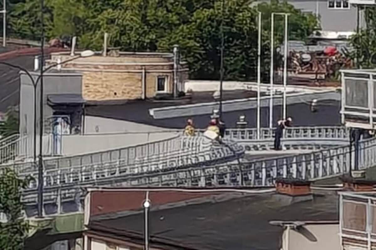 Akcja poszukiwawcza mężczyzny na wiadukcie nad al. Witosa