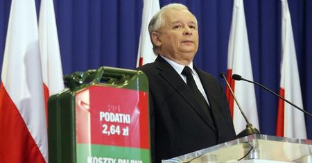 Ojciec 500+, pogromca podwyżek paliwa. Gdyby Kaczyński miał startować na prezydenta, nie byłoby lepszego momentu [FELIETON]