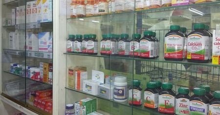 Chciał zrealizować receptę. Farmaceutka wezwała policję