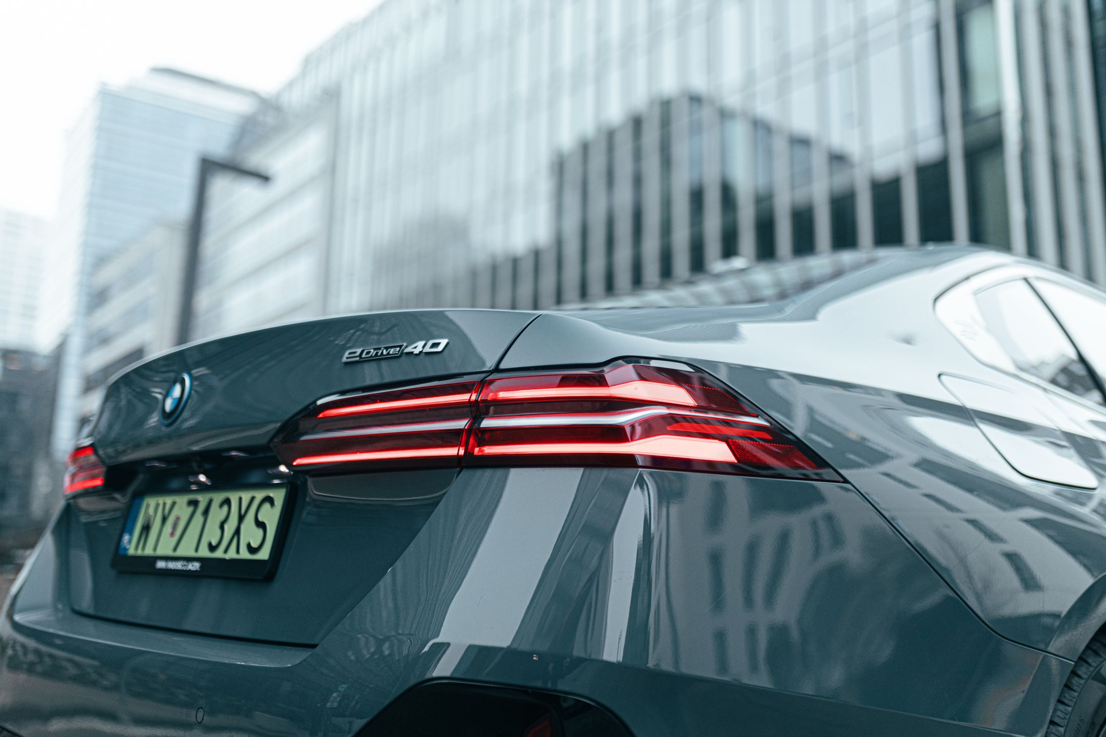 BMW i5 eDrive40