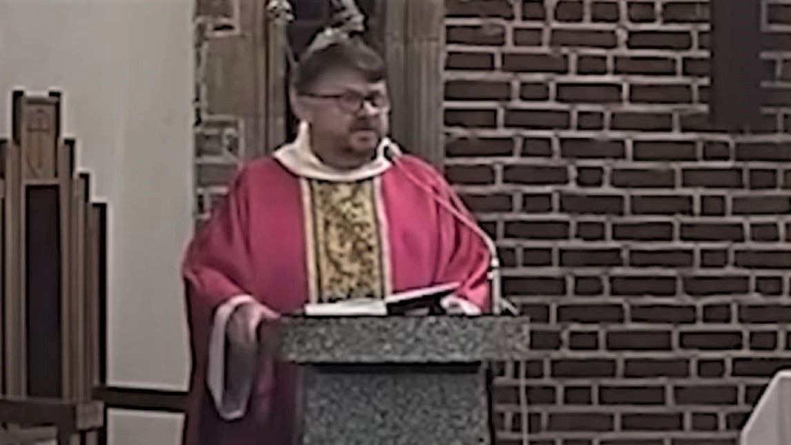 O. Mogielski zmienił wyznanie 