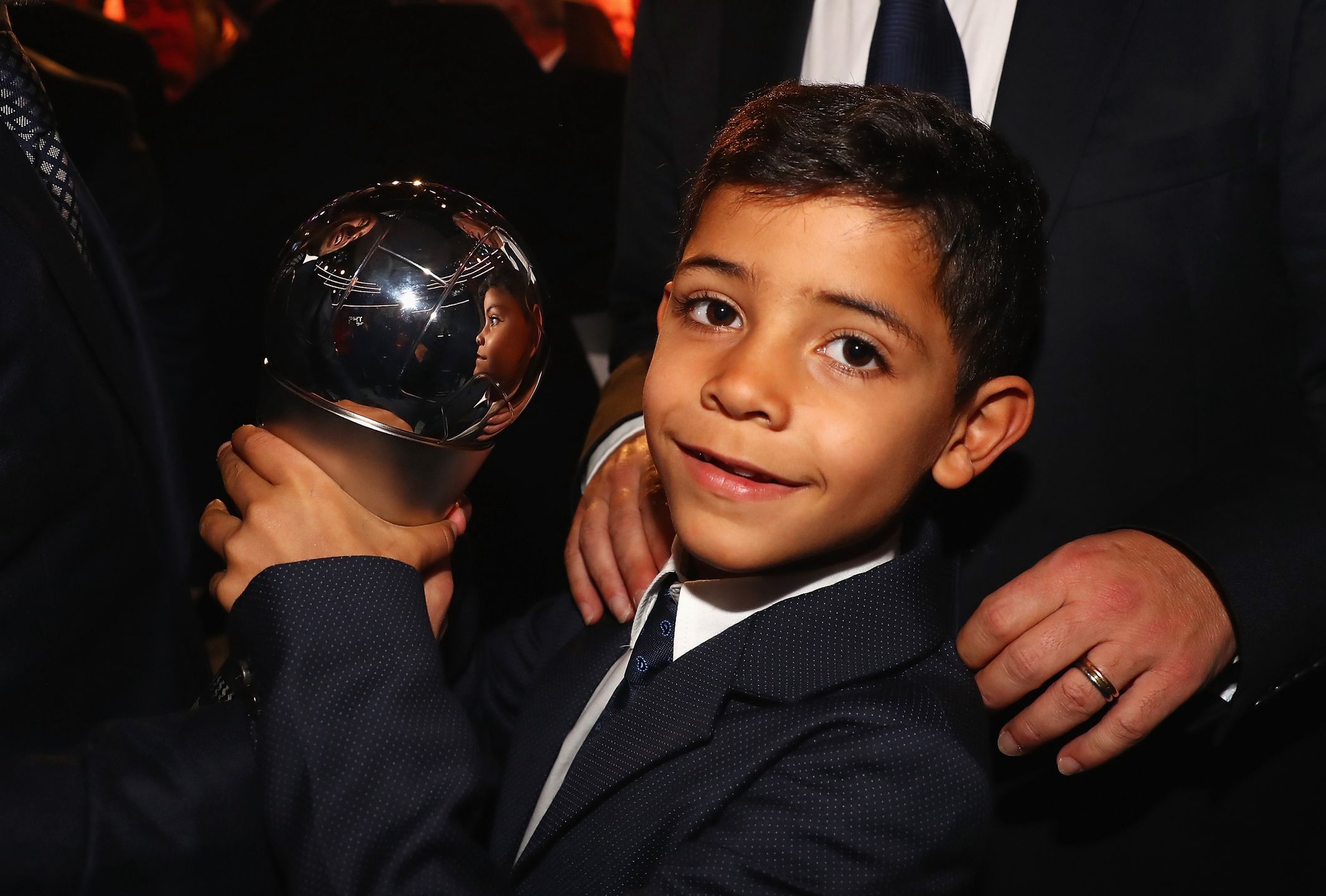 Cristiano Ronaldo mówi o surowym wychowywaniu Ronaldo Juniora