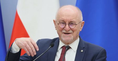 "Białoruskie służby zwiększają aktywność w Polsce". Co wiadomo o napaści na znanego naukowca?