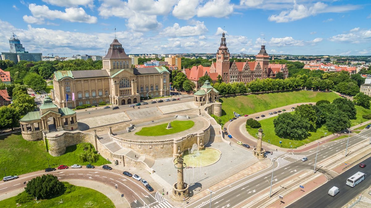 Szczecin z lotu ptaka - Bulwar i Wały Chrobrego