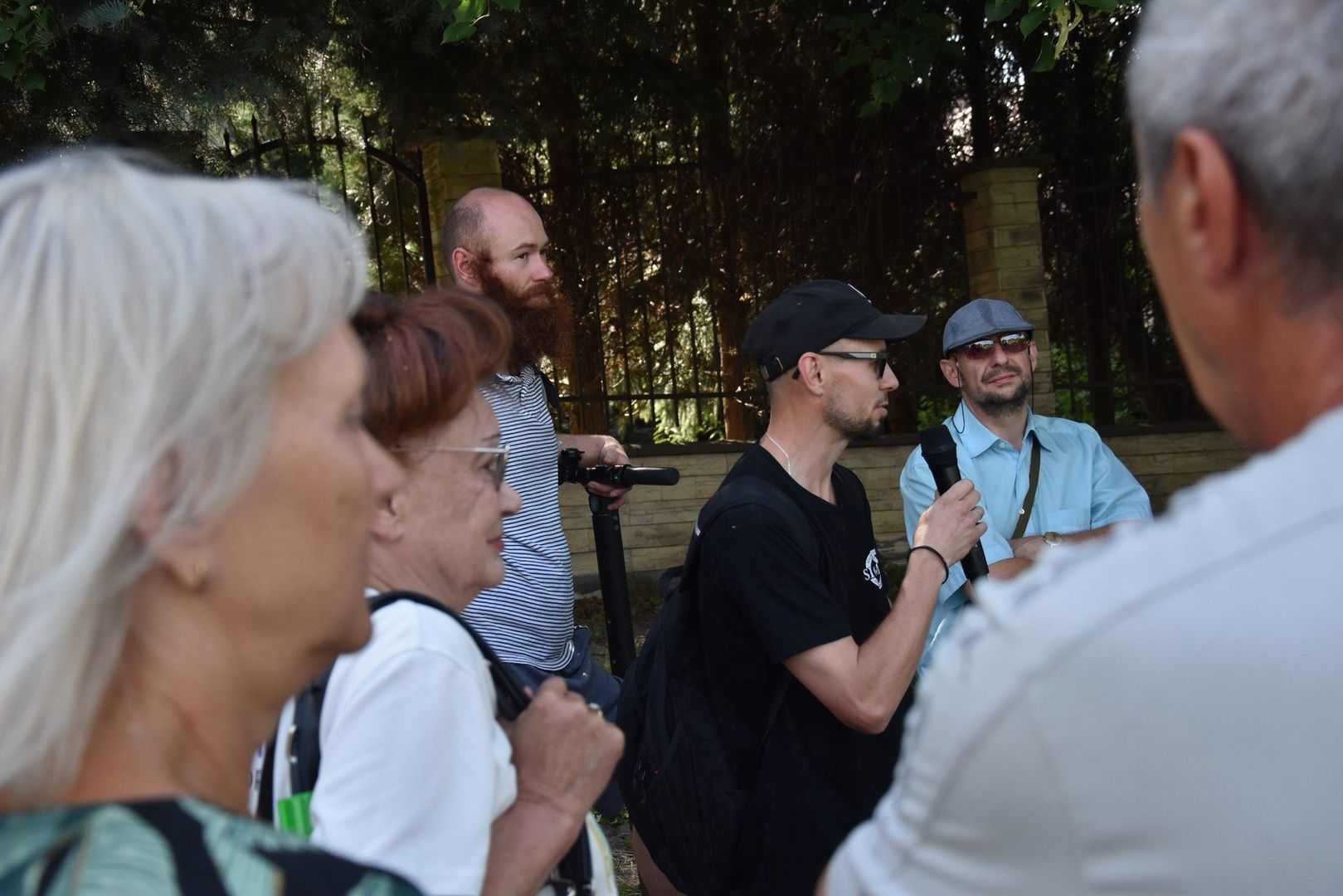 W Spacerze po Tarnowie z geologiem dr. Tomaszem Bardelem wzięło udział kilkadziesiąt osób