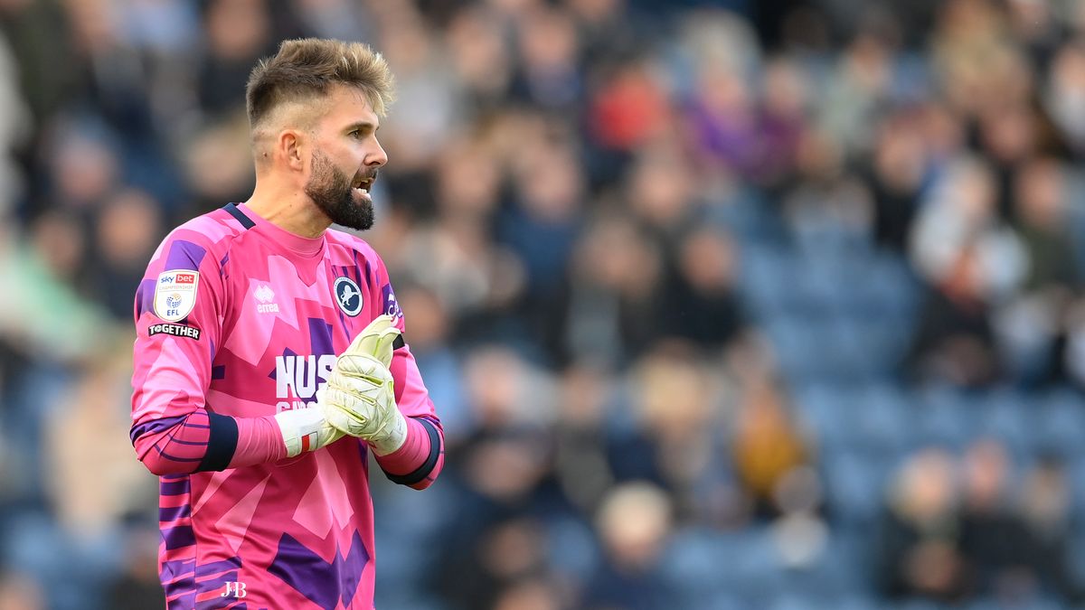 Zdjęcie okładkowe artykułu: Getty Images / Ben Roberts Photo / Na zdjęciu: Bartosz Białkowski zakończył karierę