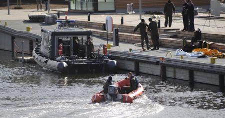 Wydobyli bombę z dna Odry. Ewakuowano ponad 1000 osób