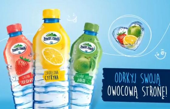 „Odkryj swoją owocową stronę!” w reklamach wody Żywiec Zdrój Smako-Łyk (wideo)
