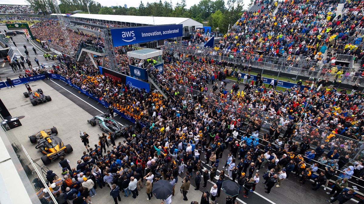 Zdjęcie okładkowe artykułu: Getty Images / Kym Illman / Na zdjęciu: kibice na torze po GP Kanady