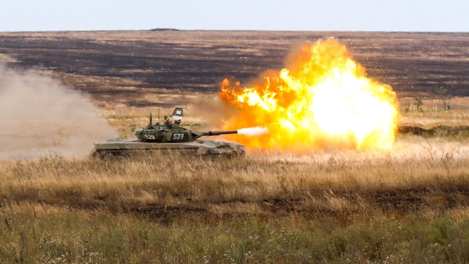 ROSTOV-ON-DON REGION, RUSSIA - SEPTEMBER 5, 2019: T-72B3 battle tank fires during military exercises in battle tank shooting and cross-country driving held by the Russian tank troops at the Kadamovsky firing range. Valery Matytsin/TASS (Photo by Valery Matytsin\TASS via Getty Images)