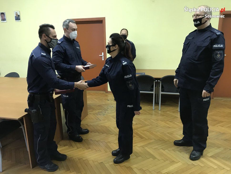 Policjanci z Sosnowca zostali wyróżnieni za brawurową akcję.