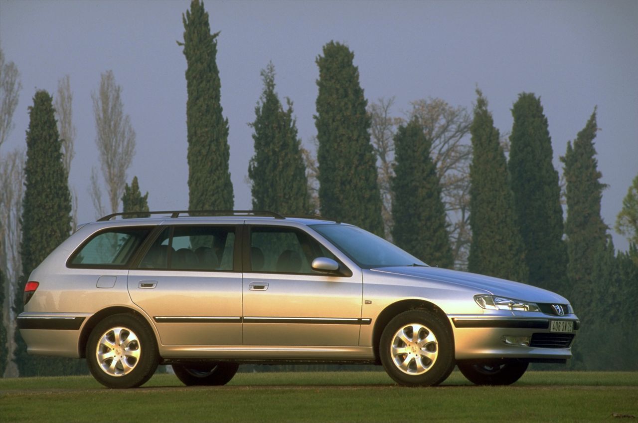 Peugeot 406 to ulubieniec taksówkarzy. Auto nie do zdarcia