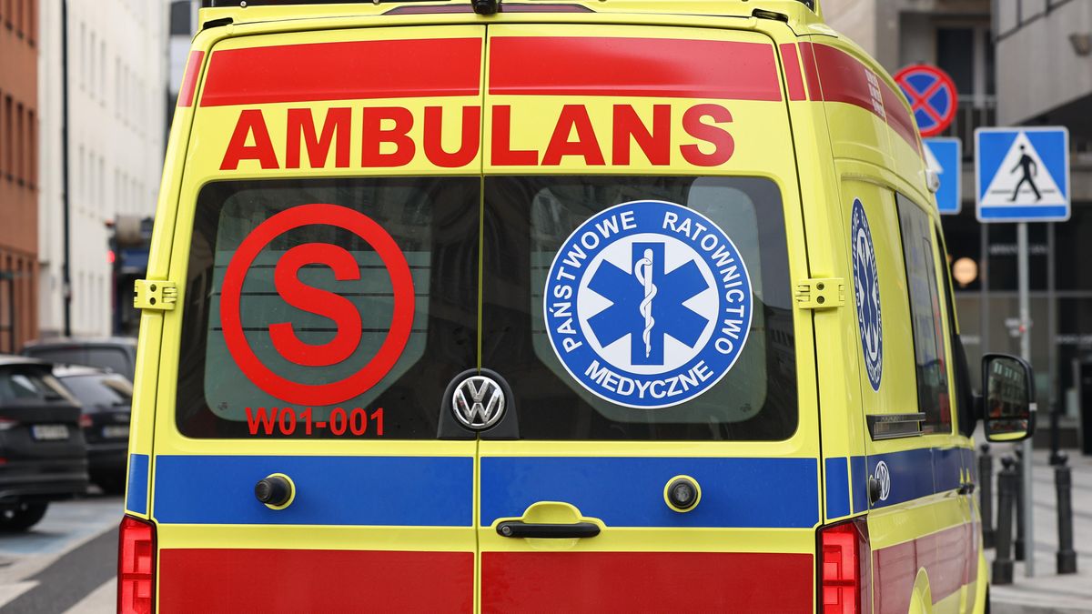 Ambulans
Warszawa, 27.01.2025. Pogotowie ratunkowe w Warszawie, 27 bm. (az/zkoc) PAP/ Albert Zawada
Albert Zawada
ambulans, karetka, pnp, pnp foto, pogotowie ratunkowe, ratownictwo medyczne