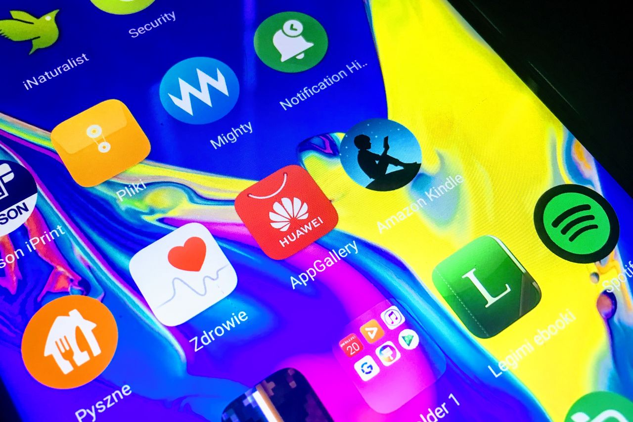 Huawei poradzi sobie bez Google Play. Ma sklep i system Hongmeng