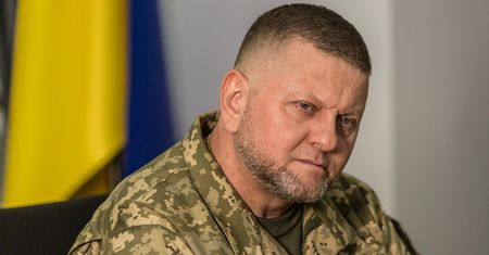Podsłuch u Załużnego. Eksperci wskazują dwa scenariusze. Zły i gorszy
