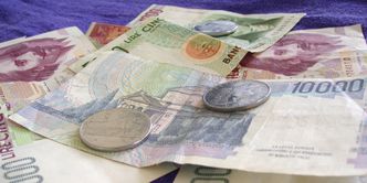 Znalazły 158 milionów lirów w piwnicy dziadka. Radość nie trwała długo