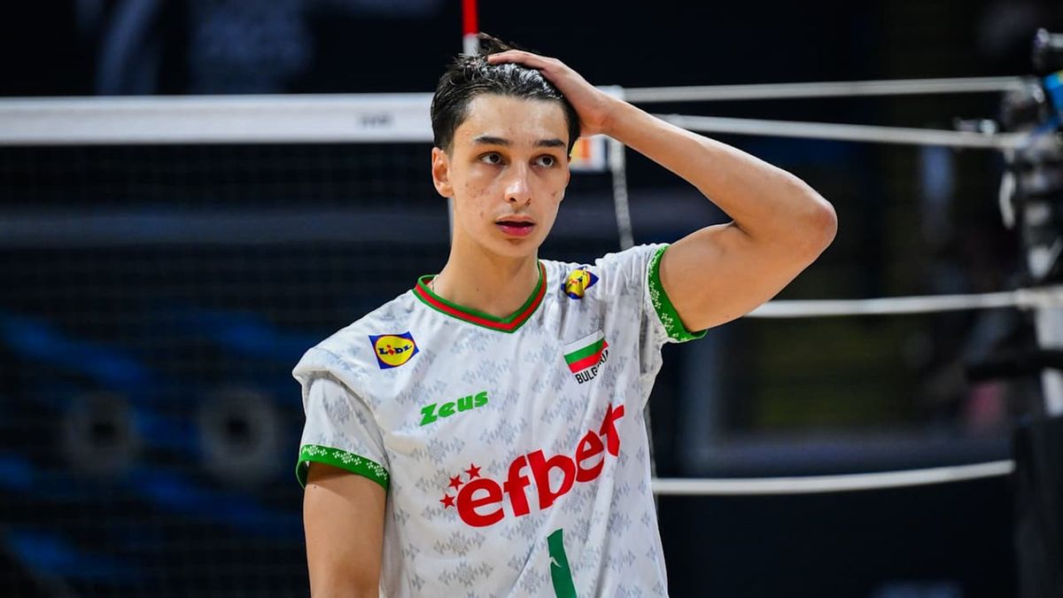 Materiały prasowe / VolleyballWorld / Na zdjęciu: Simeon Nikołow