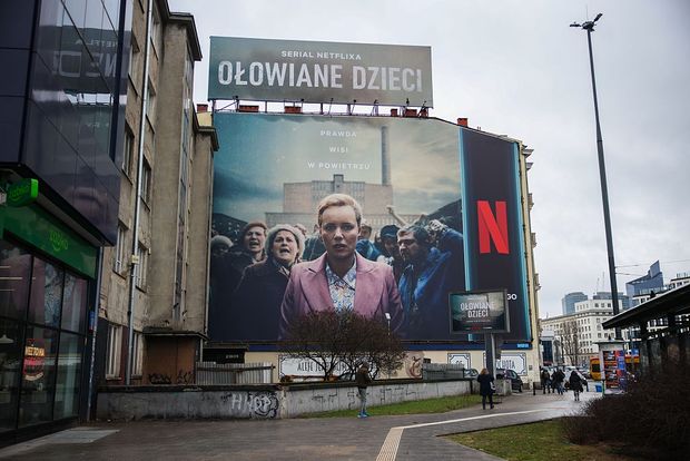 Netflix pokazał wyniki. Wzrost przychodów i spadek akcji