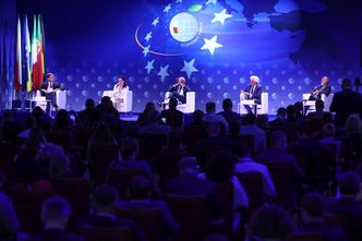 12 najbliższych miesięcy w gospodarce. Czas na spokój po covidowej burzy