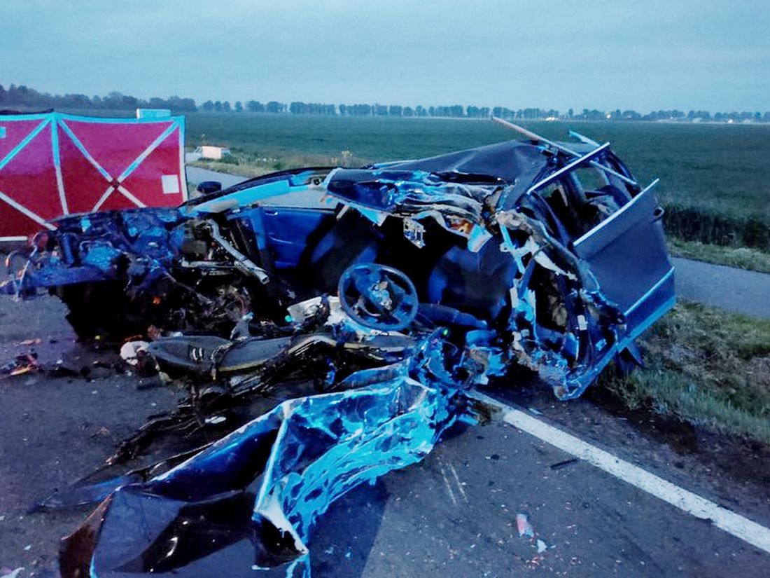 Tragiczny wypadek pod Malborkiem. 23-latek zginął po uderzeniu w drzewo