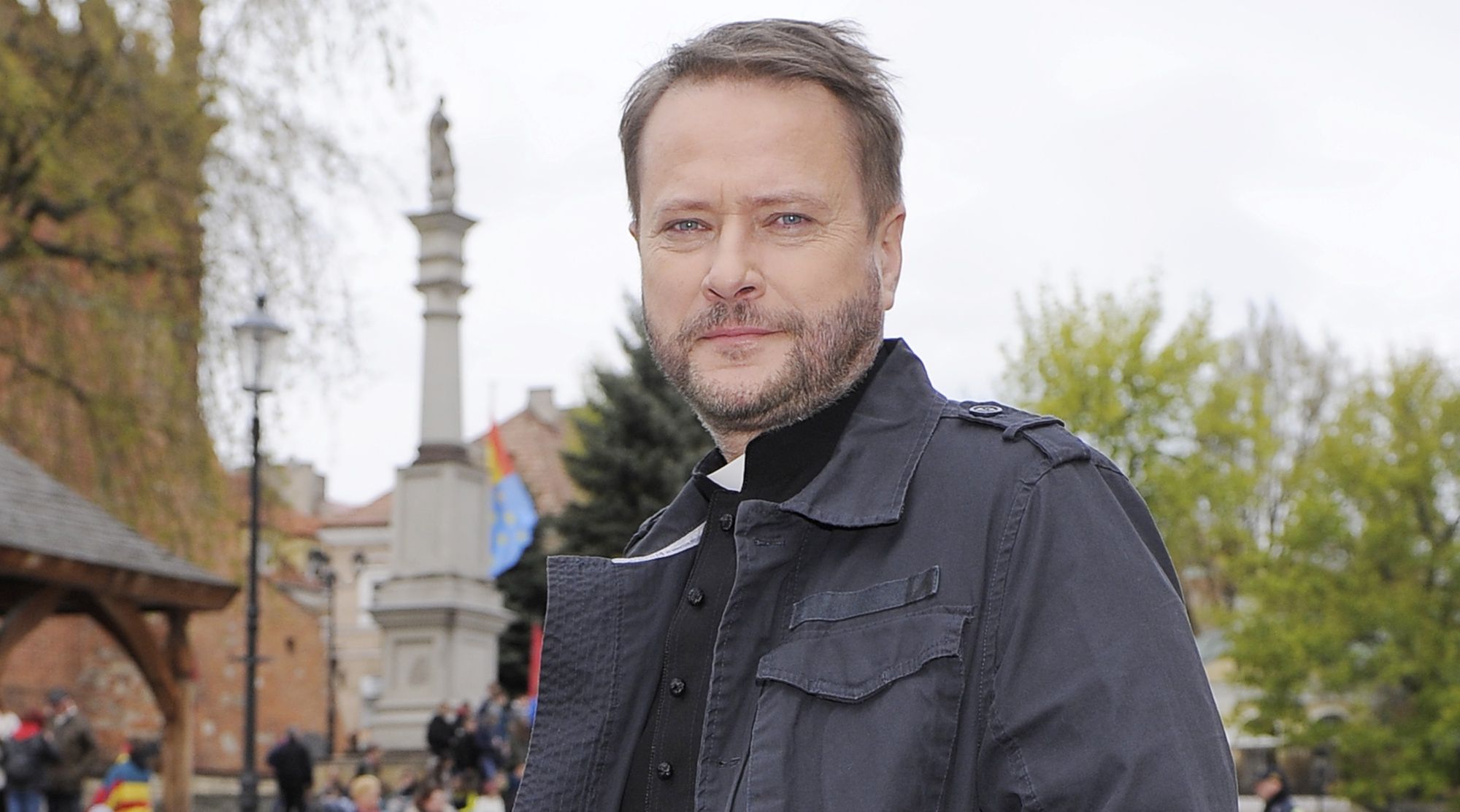 Artur Żmijewski 