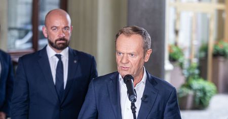 Część PO zawiedziona decyzją Tuska. Kulisy poparcia dla Sutryka