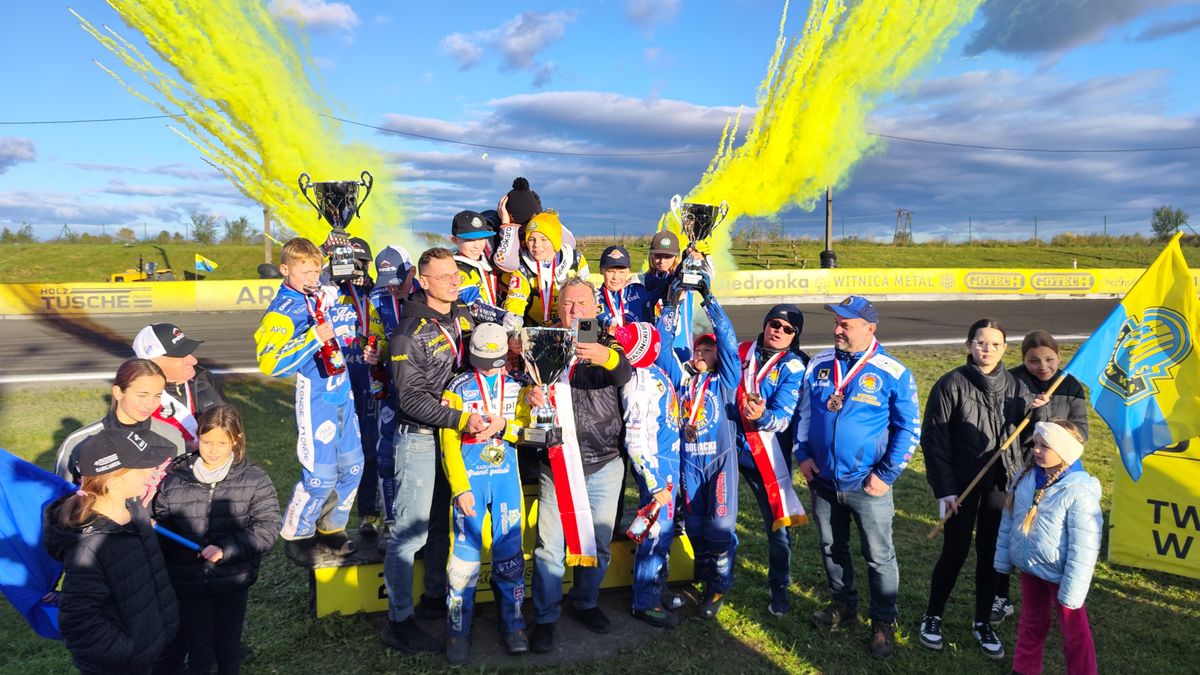 WP SportoweFakty / Marcin Malinowski / podium finału Drużynowych Mistrzostw Polski 85-140cc