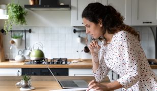 Domowe oszczędności w trudnych czasach. Sprawdziliśmy, jak obniżyć rachunki