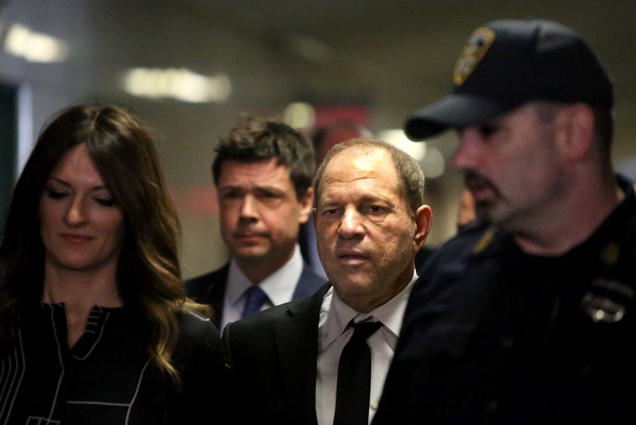 Harvey Weinstein trafił do szpitala. Wcześniej skazano go na 23 lata więzienia